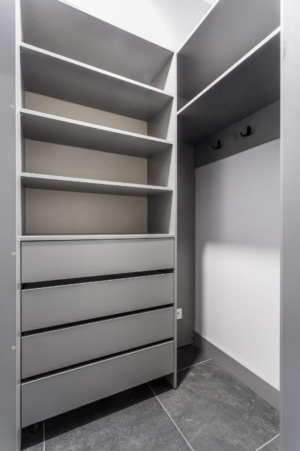Resinest Apartamenty Jurowiecka J17 Białystok Buitenkant foto