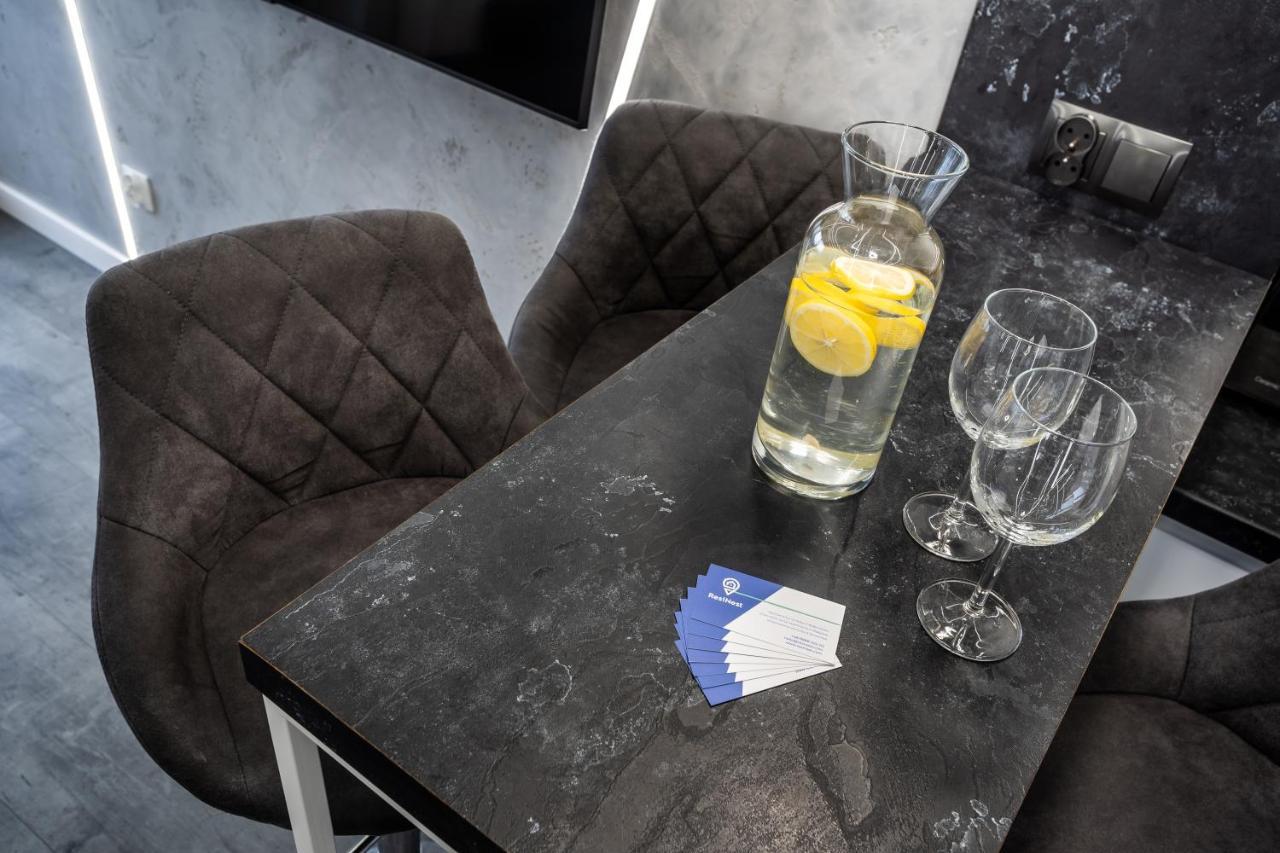 Resinest Apartamenty Jurowiecka J17 Białystok Buitenkant foto